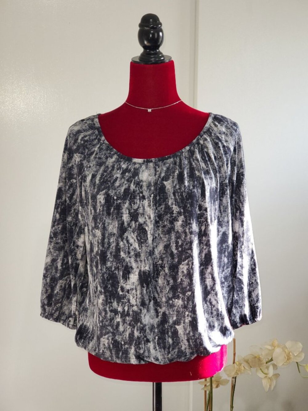 NWT MICHAEL KORS  White and Black Tie Dye 3/4 Sleeve Top Blouse Size M P 1071